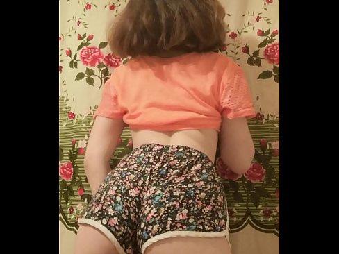 ❤️ Seksikäs nuori beibi riisuu shortsinsa kameran edessä ☑ Porno at fi.dreamypassionjourney.ru