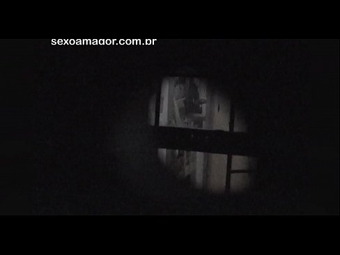 ❤️ Blondi saa salaa videokuvaa naapuruston tirkistelijältä piilossa onttojen tiilien takana ☑ Porno at fi.dreamypassionjourney.ru